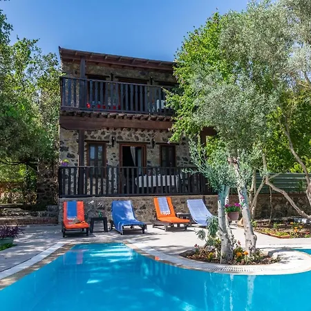 Apartament Astonishing With Private Pool Surrounded By Nature In *